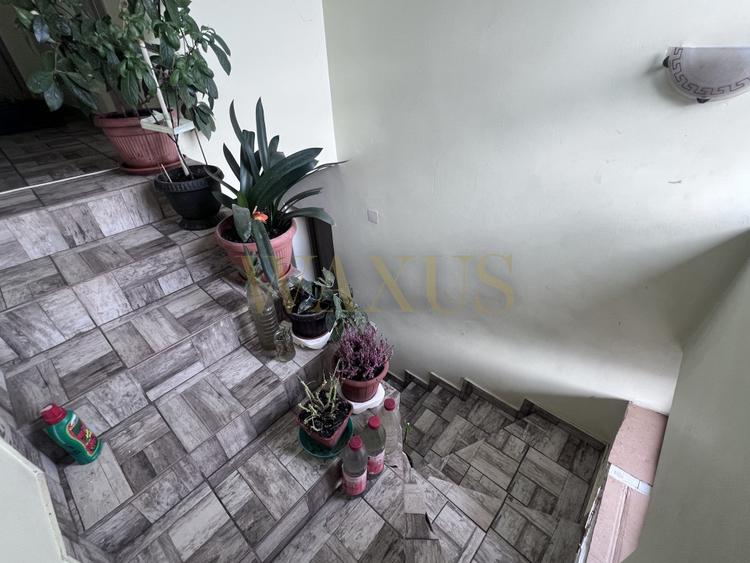 Casa individuala , 4 camere, 500 mp teren , Floresti