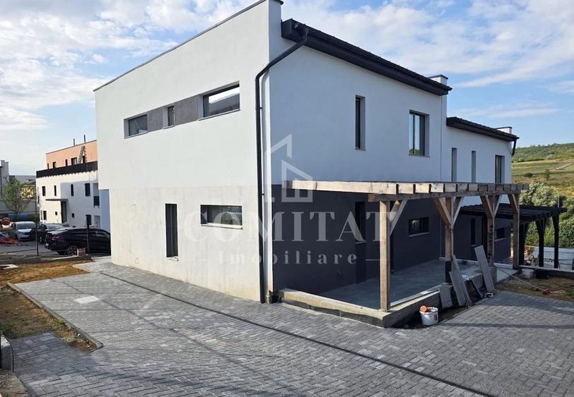 Casă de tip duplex de vânzare | 4 camere | str. Oașului