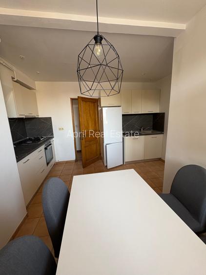 Magheru, ap. 3 camere, 75mp utili, et.5, mobilat, centrala proprie, 550Euro/luna - 15