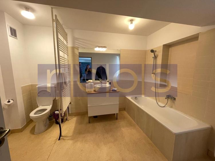 VANZARE | VILA DEOSEBITĂ | ZONA PARC CIRCULUI BARBU VACARESCU | 450MP