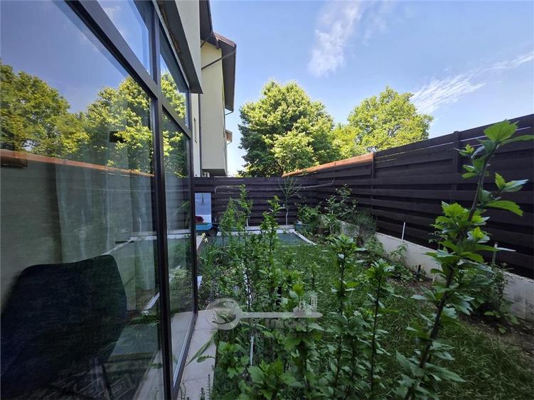 Apartament 3 camere + gradina - Popas Pacurari
