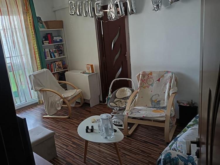 Vânzare apartament cu 3 camere