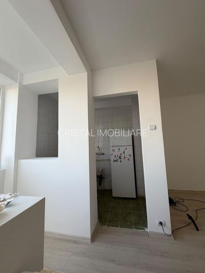 ✨ Vânzare Garsonieră Modernă, Renovată la Cheie – Parcul Titănel - 4