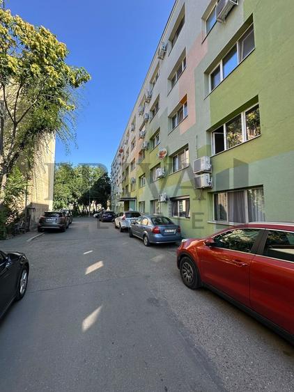 Garsoniera renovata, 26 mp, etaj 2, Complex Studențesc