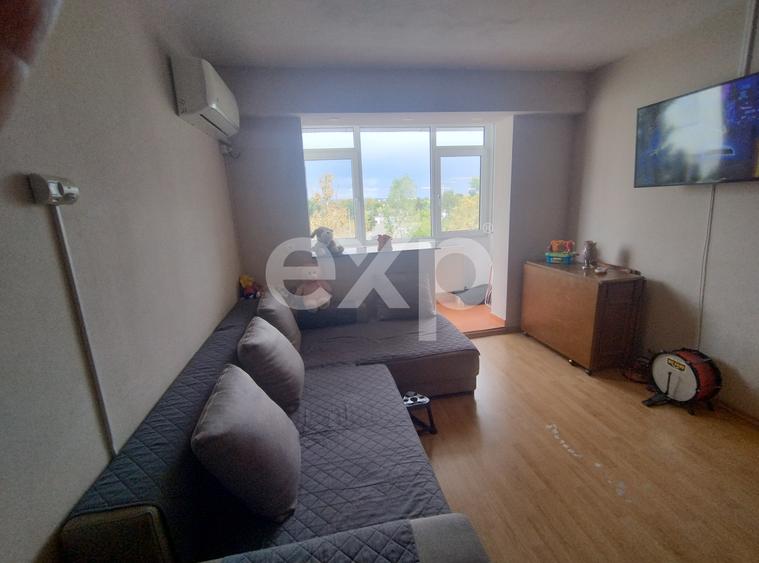 APARTAMENT 2 CAMERE TRIVALE ETAJ 4