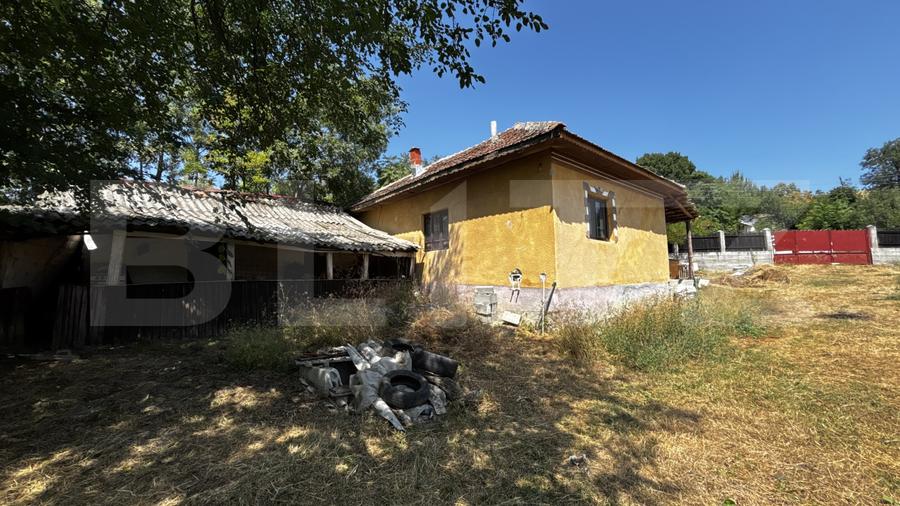 Casa individuala, 62 mp, teren 1.427 mp, comuna Pleșoi