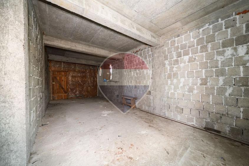 CASA LA ROSU | TOMIS 21 | 325MP | 346MP CURTE | 470 TEREN |ACCES AUTO