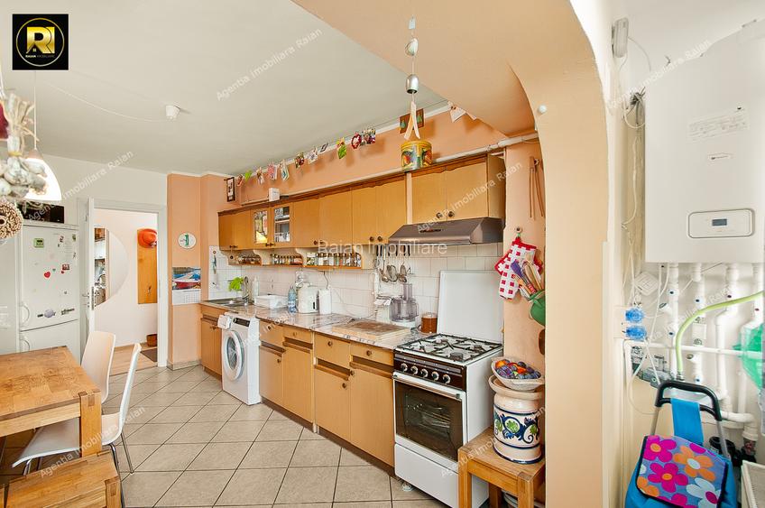 Vanzare apt 4 camere transformat in 3 camere, sup.85mp, in Galati,Piata Centrala - 15