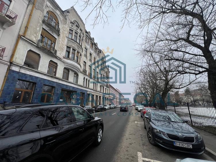 Spațiu comercial ultracentral, 730 mp utili, Palatul Ullmann