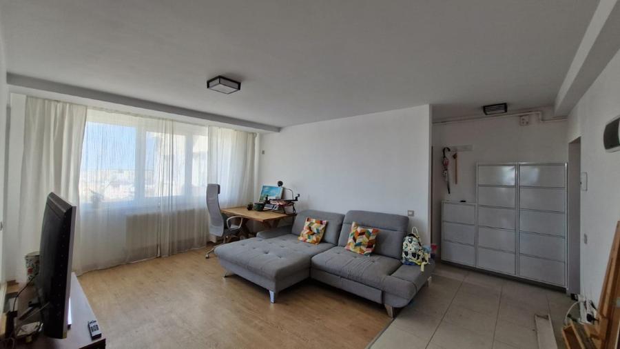 Ap 2 camere, terasa, loc de parcare si balcon