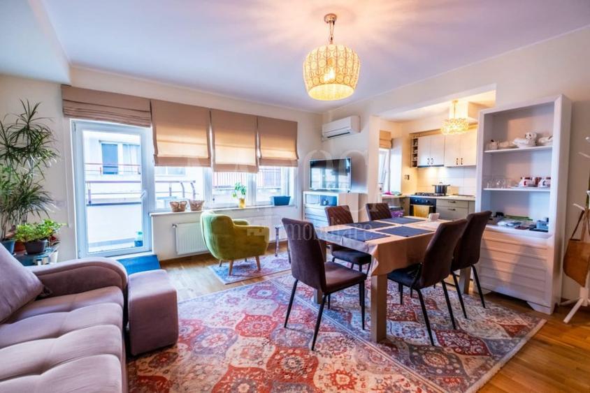 Apartament 2 camere de vanzare in Floresti
