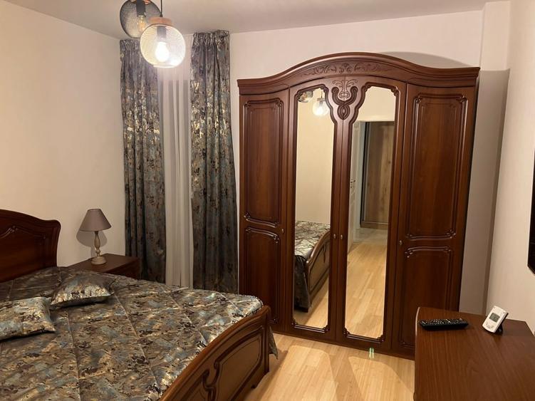 2 camere UltraCentral , mobilat / utilat , finisaje superioare !