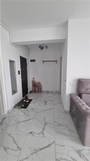 Apartament 2 camere cu vedere superba la lac, in Mamaia – gata de mutat!