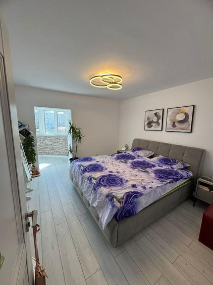 Apartament 3 camere, decomandat, complet renovat,cu terasă, confort 0, 169500 eu