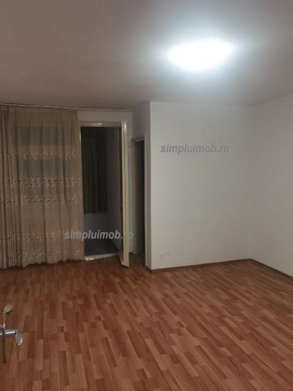 Garsonieră Aparatorii Patriei Etaj Intermediar