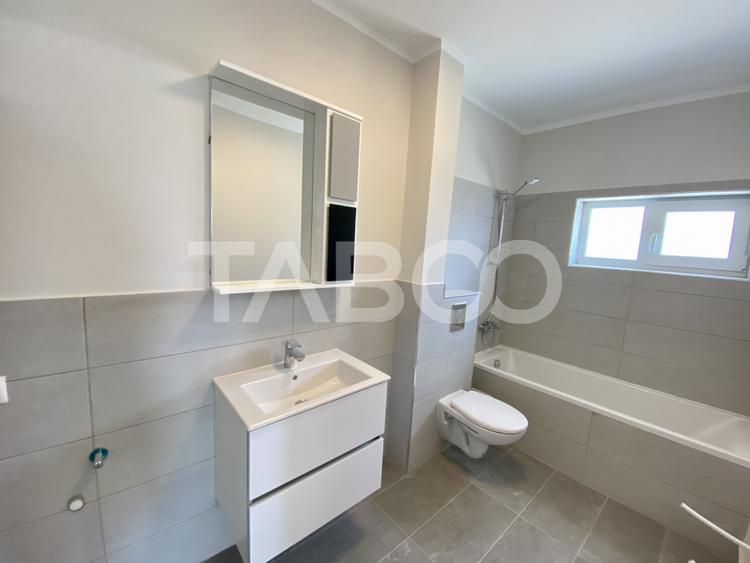Apartament spatios cu 3 camere 2 bai si terasa de 15 mp - COMISION 0%