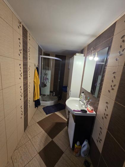 Vand casa zona Calugareni Deva