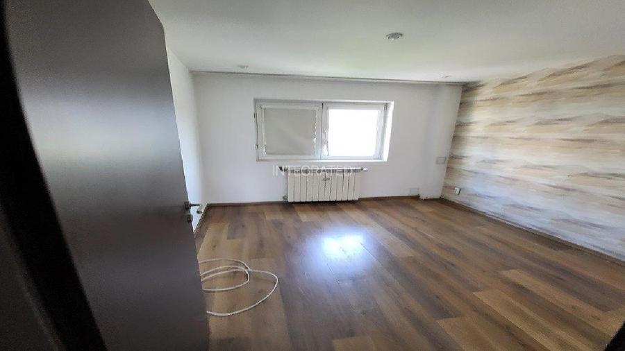 BD.DECEBAL - CENTRAL, Apartament cu 3 camere decomandate - 90 mp- etaj 4/4, - 7