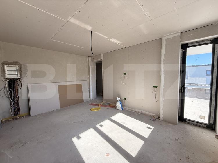 Apartament SD de 2 camere, 63 mp, la cheie, et. 3, zona Ford