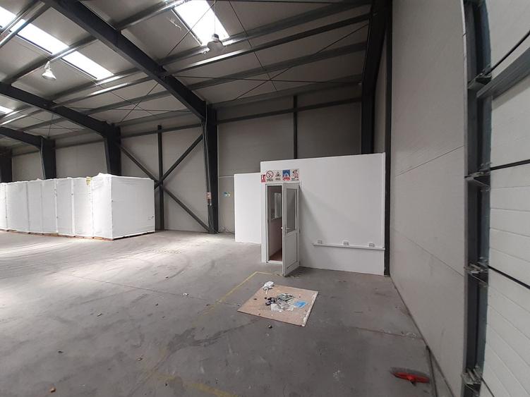 Hale de 500mp si 600mp in zona Progresul, Jilava