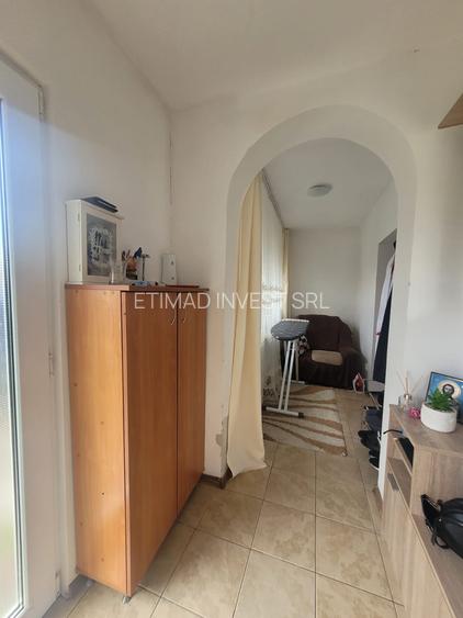 Valu lui Traian -casa 3 camere cu teren 300 mp -gaze la poarta  72500 euro - 30