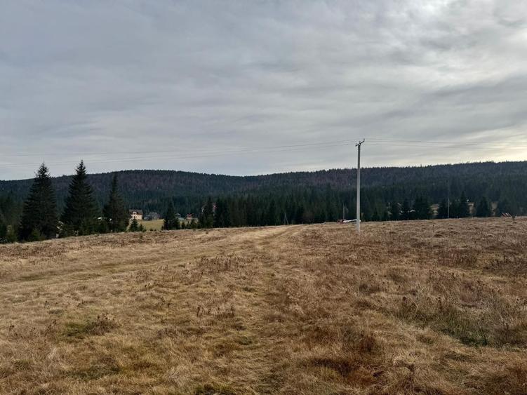 Teren intravilan cu PUZ – Smida, zonă montană superba, 0% comision