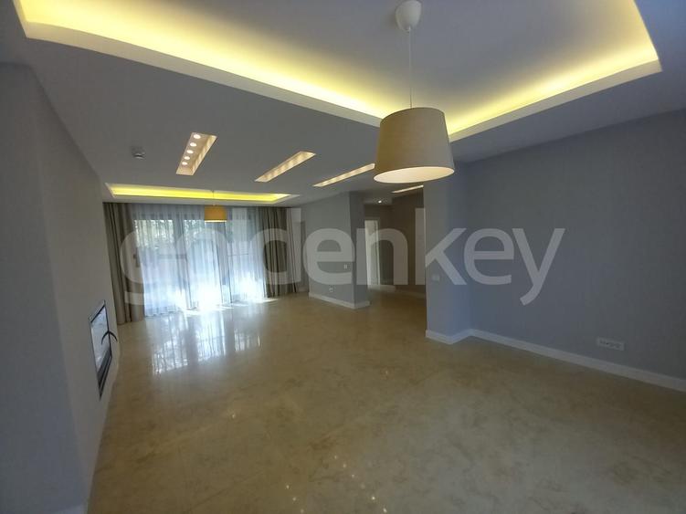 Vila moderna cu 4 camere | Oxford Gardens