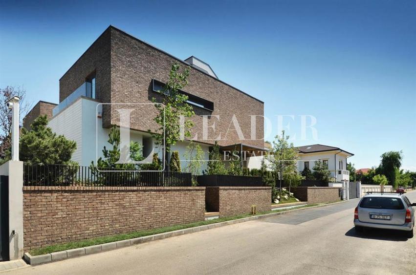 Seara pe deal Compound I Modern Villa for rent