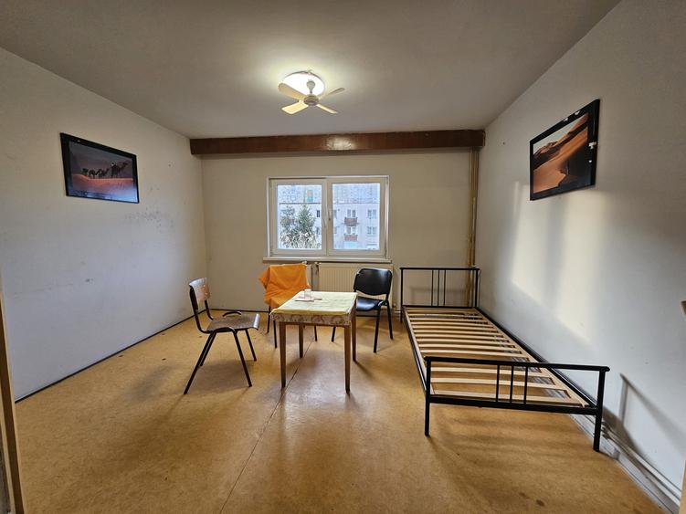 Apartament 3 camere, decomandat, Zona Mihai Eminescu in C-uri