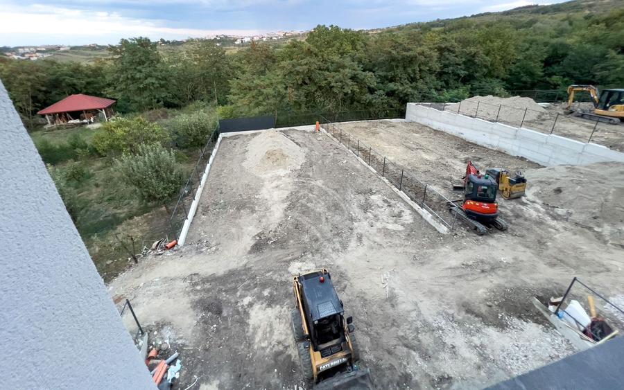Casa cu 300mp utili, 612mp teren, zona linistita si intima, Borhanci