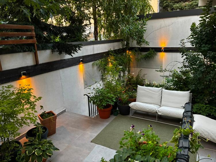 Ion Mihalache - Pta Victoriei - Apartament 3 camere -gradina de 95 mp amenajata