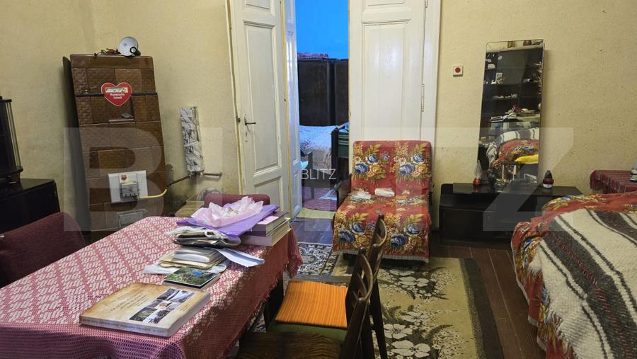Casa de vanzare, 6 camere, 137 mp, teren 579 mp, zona semicentrala - 4