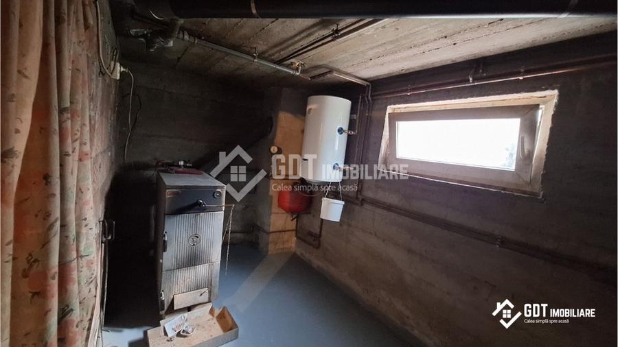 Casă individuală în Bungard, teren aprox. 400 mp, garaj și pivniță