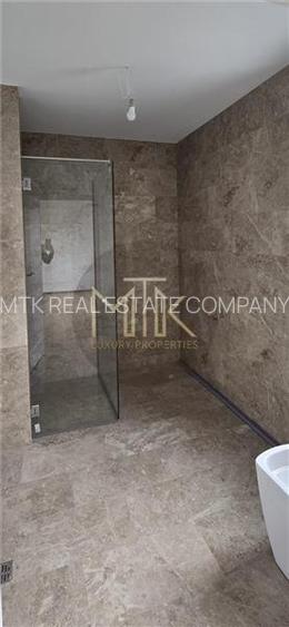 2025 | Vila duplex noua 4 camere + mansarda | Curte libera 400 mp | OTOPENI