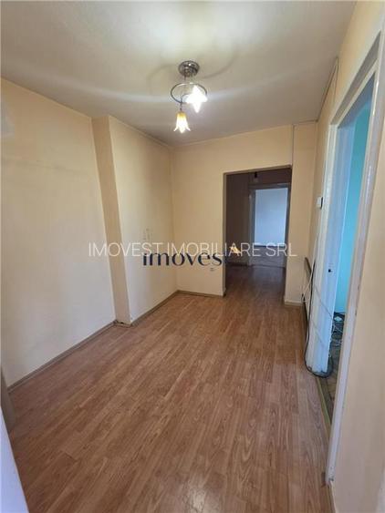 Apartament 3 Camere zona Strazii Closca - 9