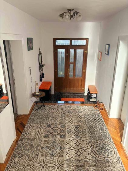 Inchiriez casa 5 camere in Timisoara