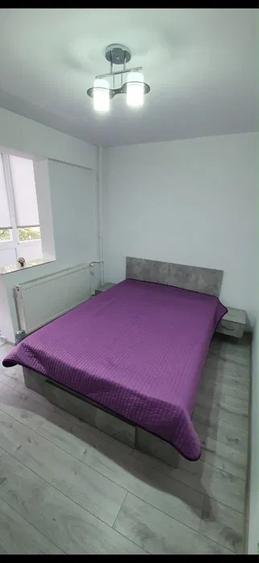 Apartament 2 camere, semidecomandat, 40 mp, ac, balcon, metrou, Piata Sudului