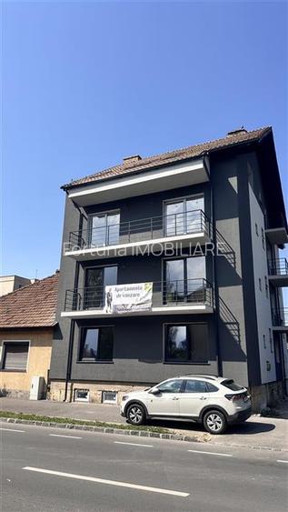 Apartament 3 camere bloc vila - 75 mp + parcare - Tractorul 137500 euro - 8