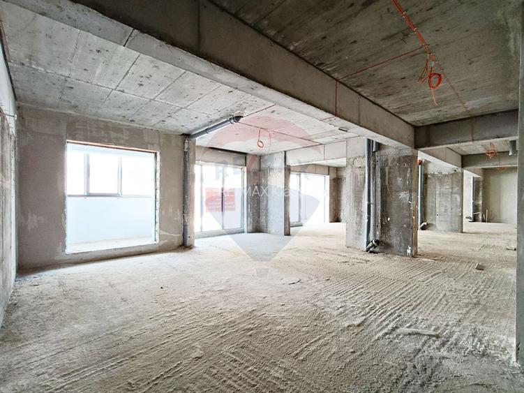 Vanzare Spatiu Comercial Parter, Terasa 63mp | M. Berceni la 9 minute - 3