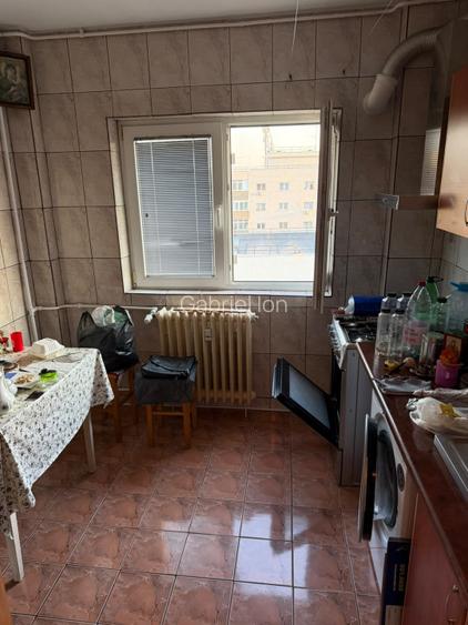 Apartament 2 camere - AFI Cotroceni Bd. Timisoara - bloc 1982 - 51.2 mp - 4