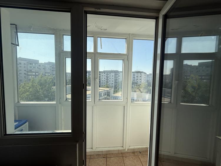 Apartament 2 Camere Lujerului 5 min Metrou etaj intermediar Investitie