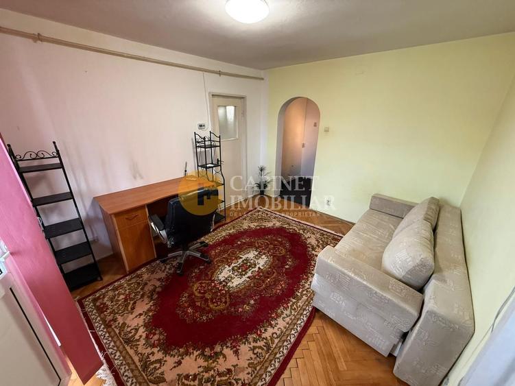 2 Camere - Podu Ros - Liceul Emil Racovita