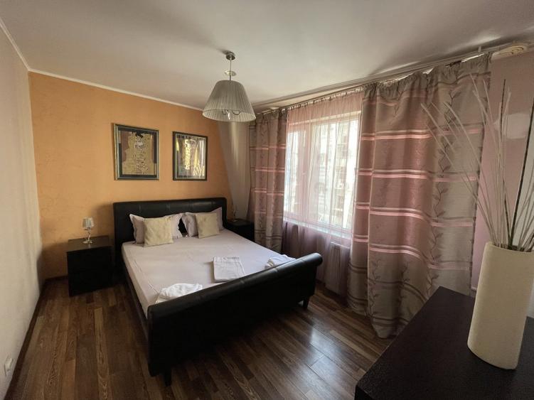 Apartament 2 camere Calea Victoriei, langa Ateneu, mobilat modern, bloc solid