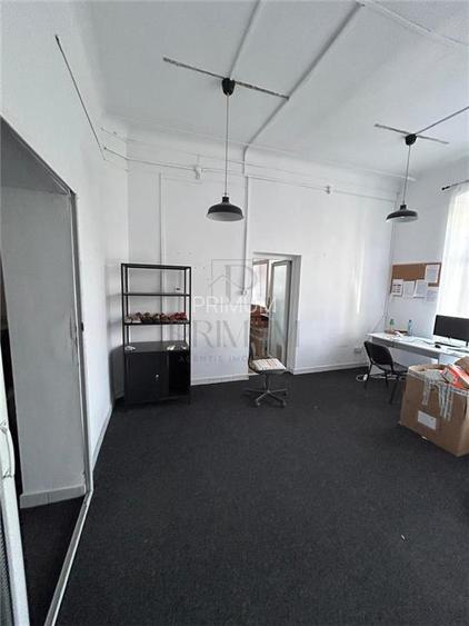 Spatiu comercial - zona linistita - aer conditionat  - 4 camere - 80 mp - 2