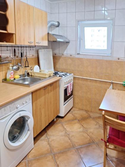Ocazie! Apartament 3 camere metrou N. Grigorescu 600 m, parcare, instalatii noi