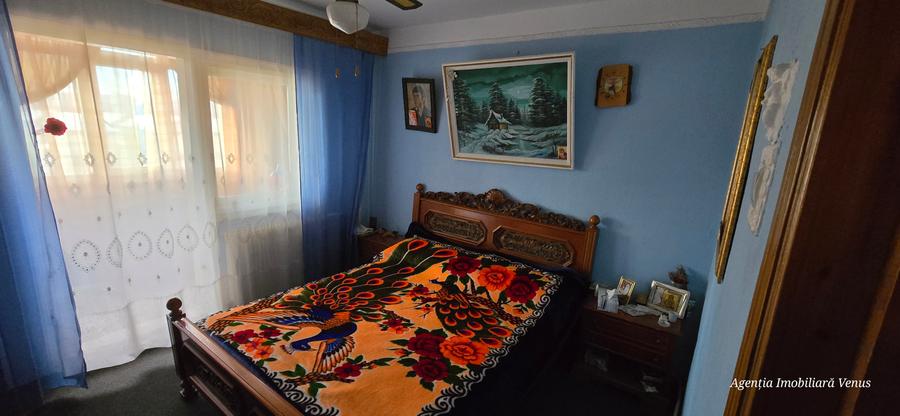 Apartament 3 camere la strada Calea Nationala