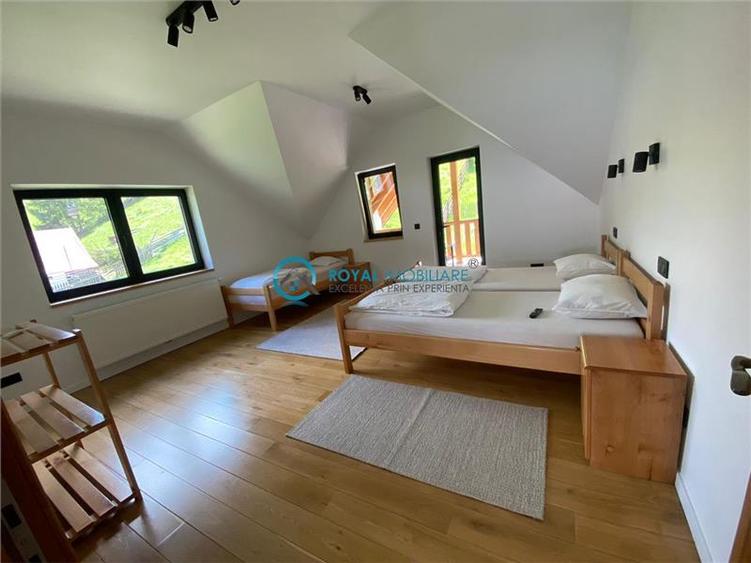 Royal Imobiliare - Vanzare vila/pensiune in zona Harghita