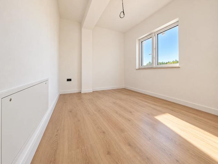 🏡 Townhouse premium cu 4 camere, grădină proprie și parcare privată – Valea Lupului
