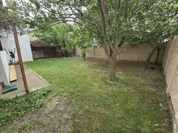 Duplex de Vânzare 152 mp utili + 455 mp teren Locație Excelentă!