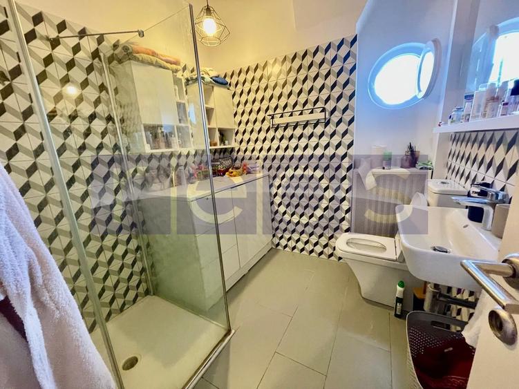 VANZARE APARTAMENT 2 CAMERE 70MP PIATA AMZEI ROMANA INVESTITIE 2 BALCOANE